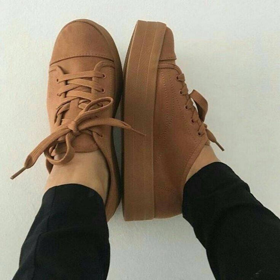 Social Tênis de saltinho