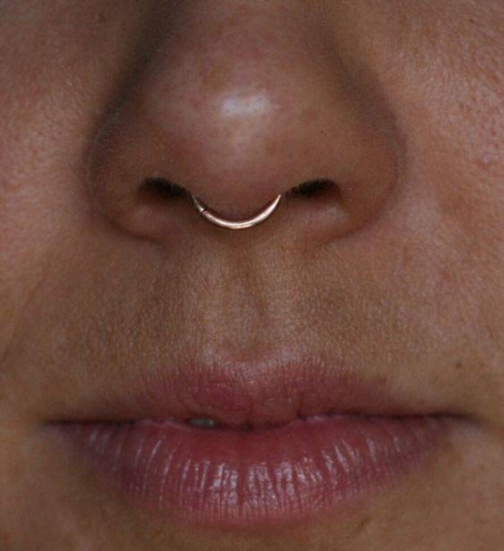 Social Piercing no nariz 