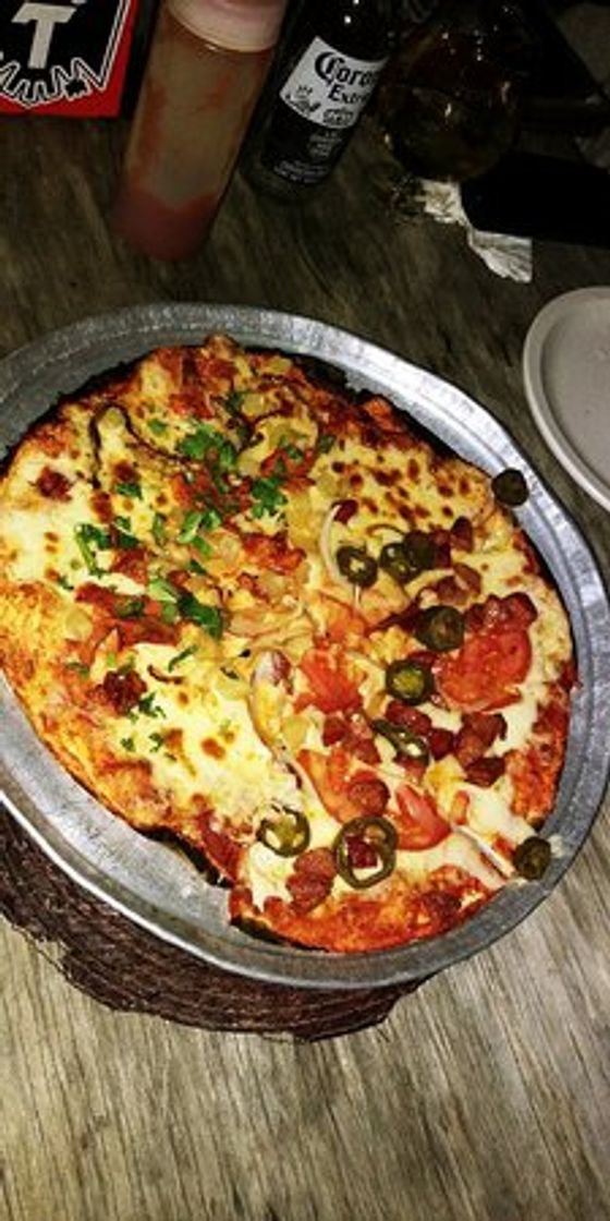 Restaurants Valentina Tlaquepaque pizzas a La Leña