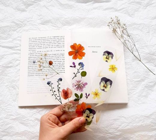 Pressed Flowers Bookmark