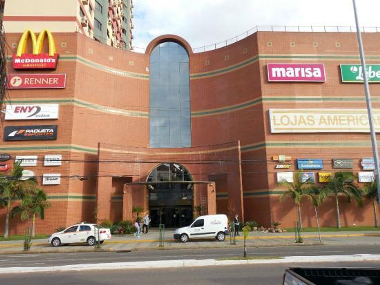 Lugar Royal Plaza Shopping