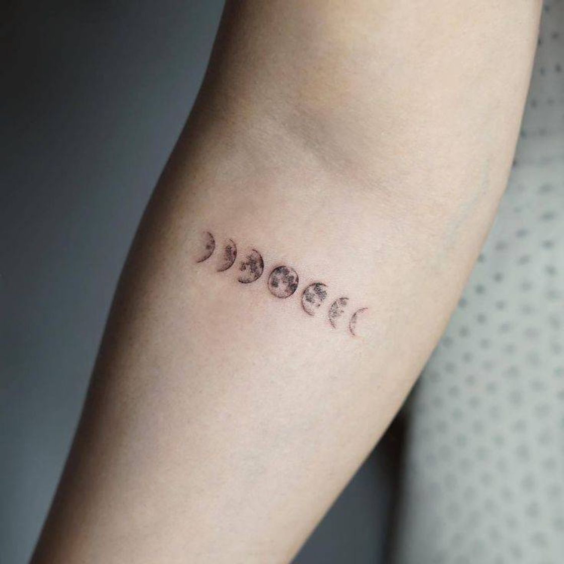 Moda Tatuagem fases da lua 