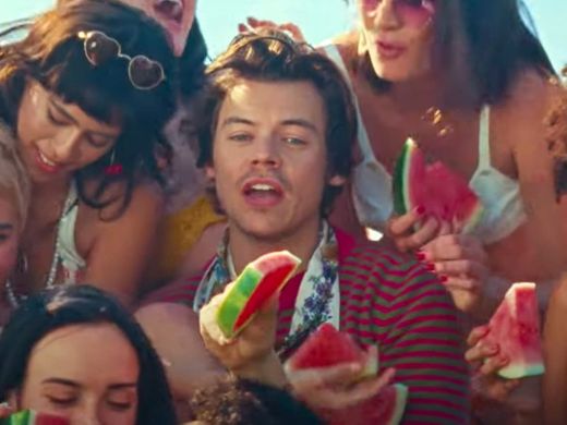 Harry Styles - Watermelon Sugar (Official Video) 