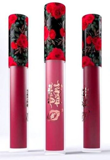 Batom líquido matte red rose linha Bruna Tavares