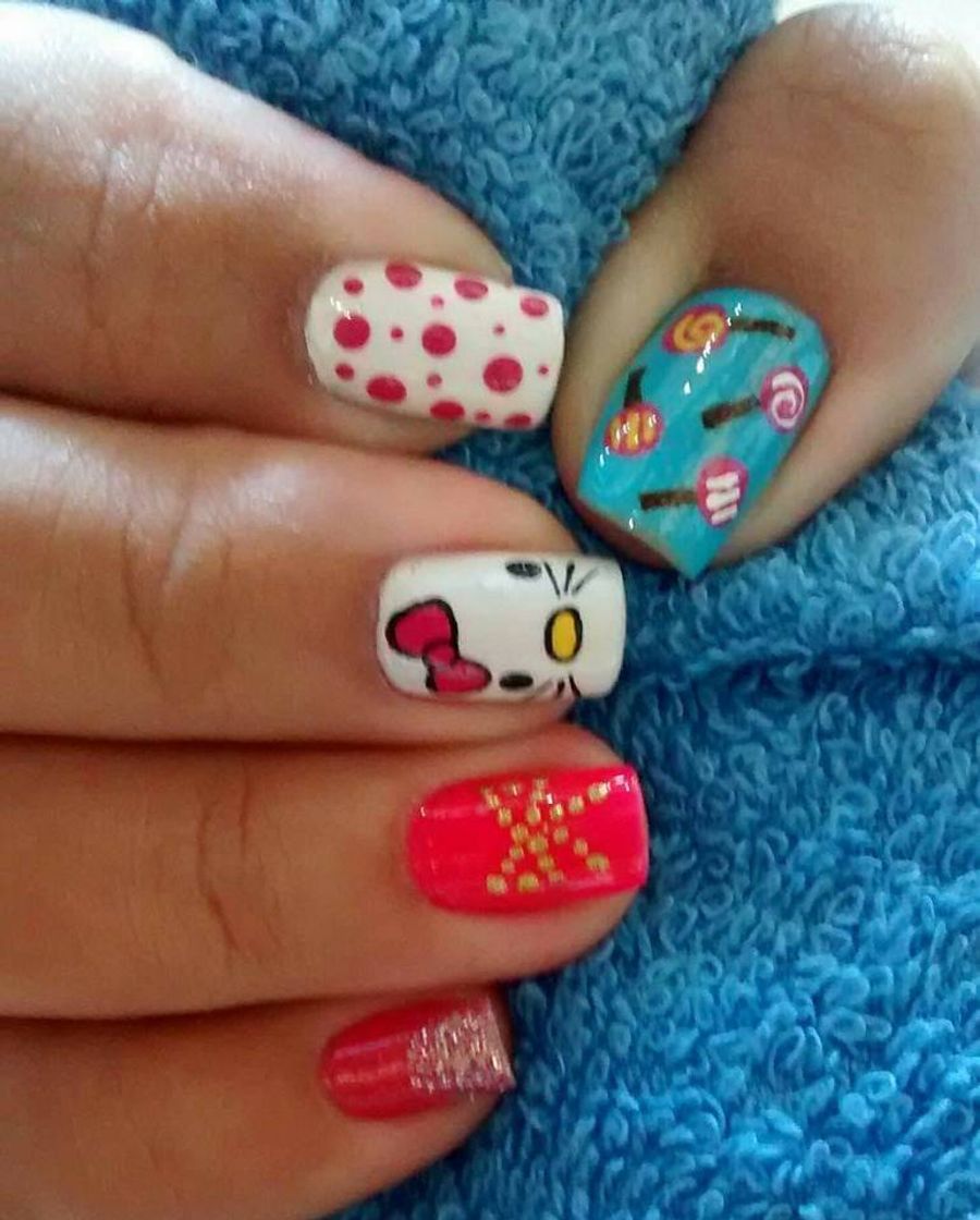 Moda Unhas da Hello kitty