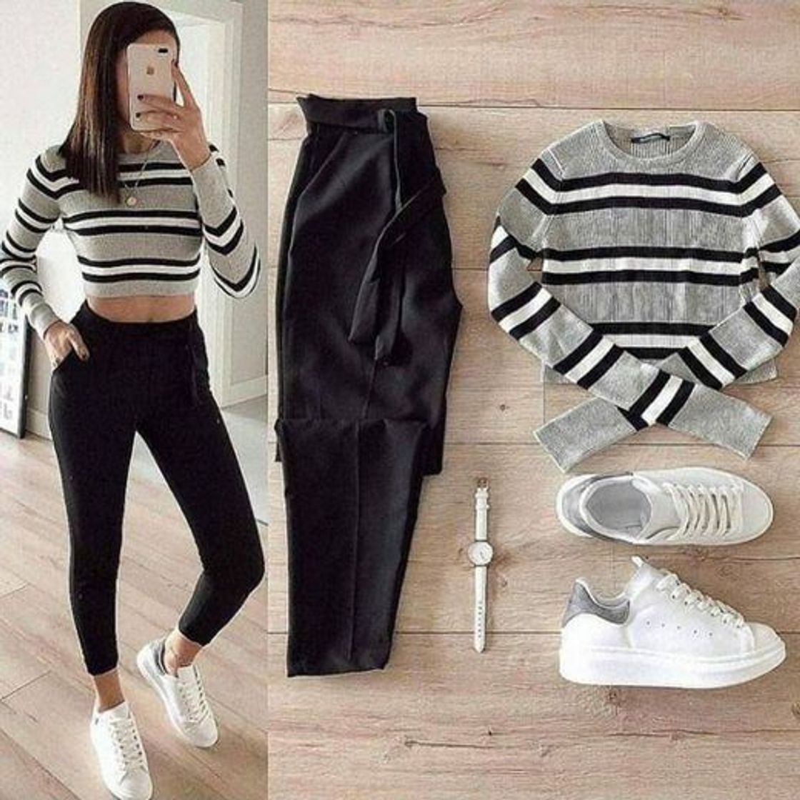 Social OUTFIT 