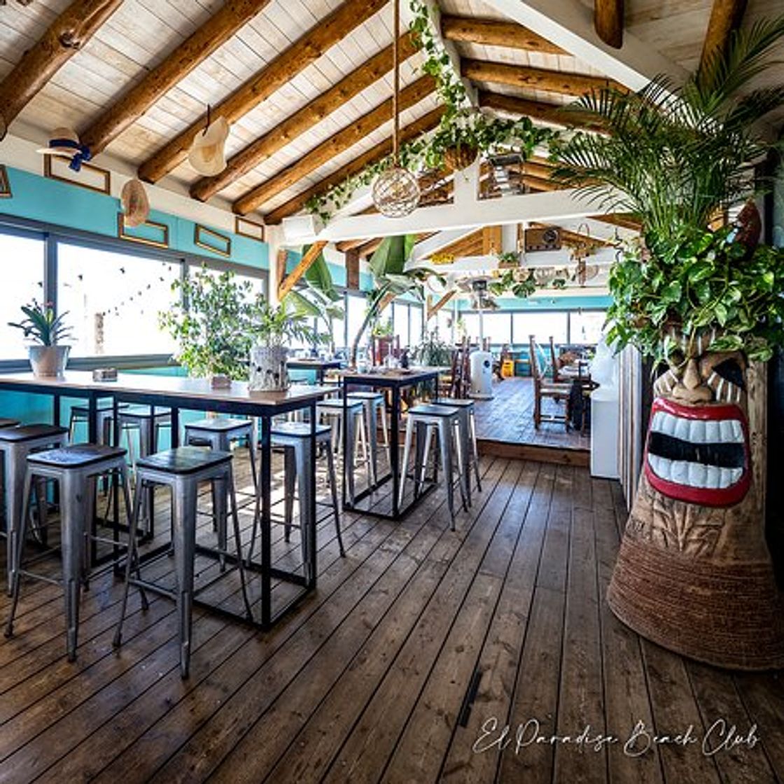 Restaurantes El Paradise Beach Club · Isla Canela