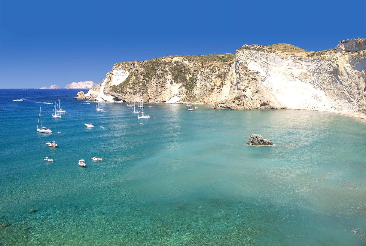 Place Chiaia di Luna