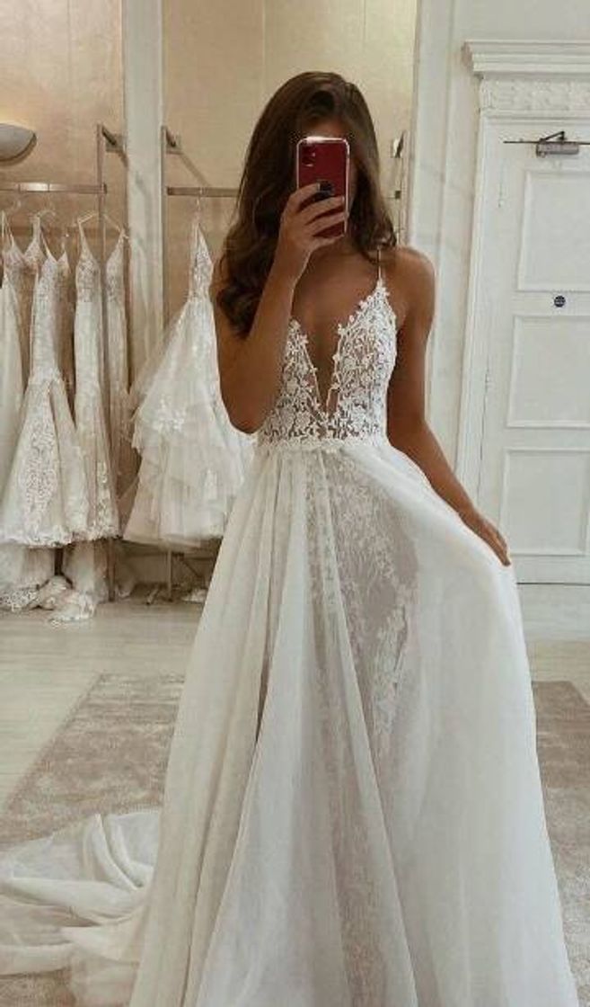 Moda Vestindo noiva de alça👰💍😍💋