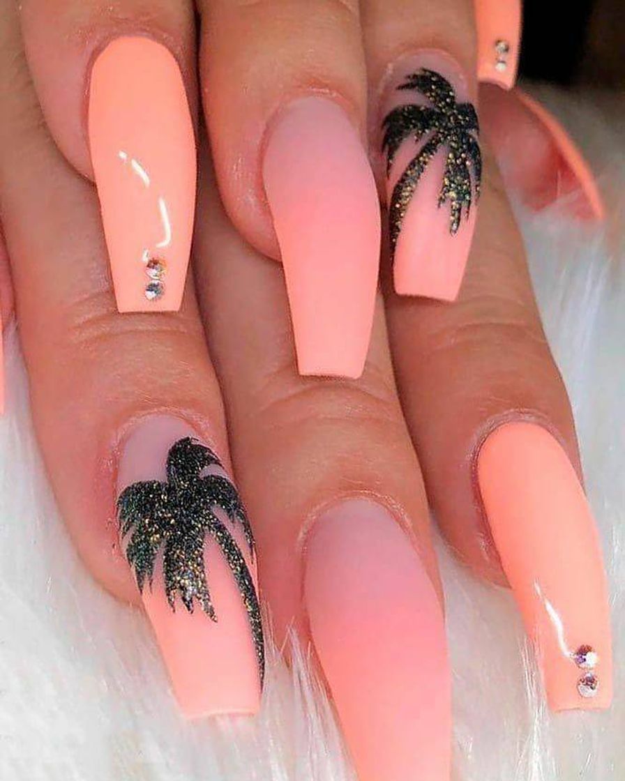 Moda Unhas rosas com palmeiras brilhantes 🌴⭐