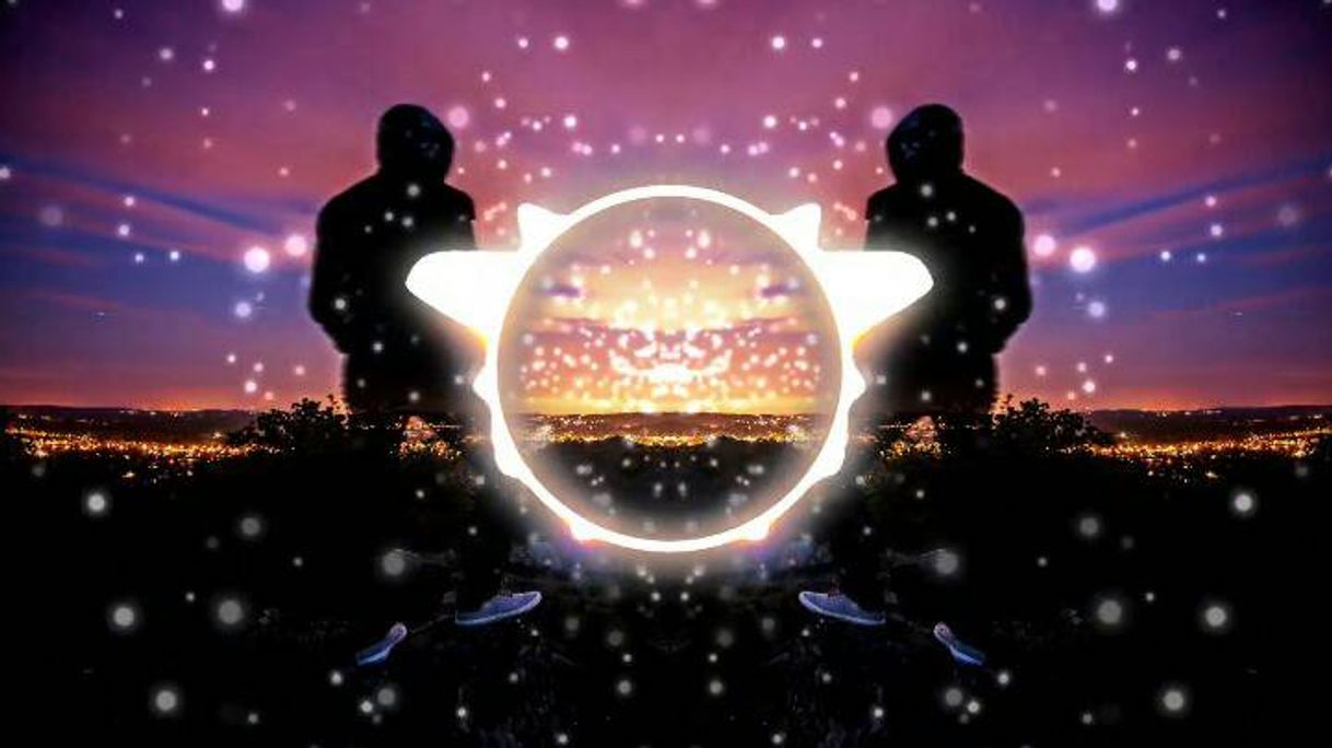 Social Out In The City 🎵