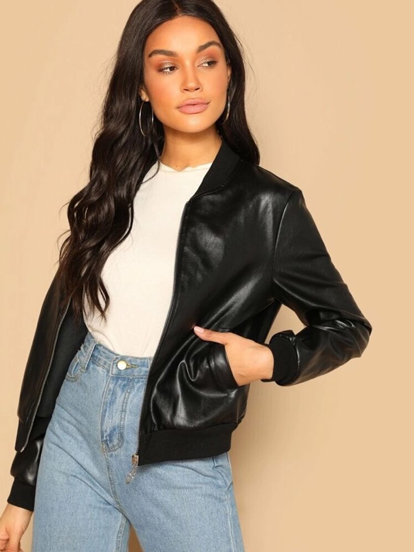 Moda Chaqueta negra de cuero 