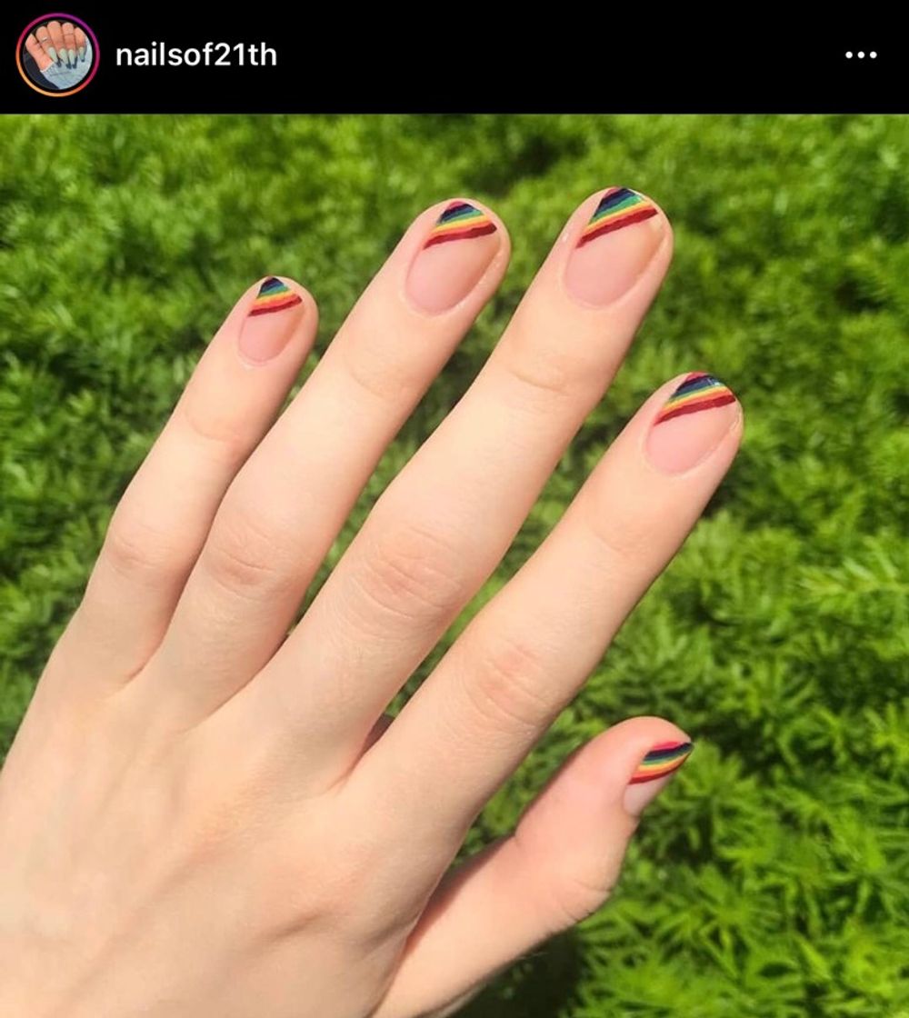 Fashion Instagram - Nailss 