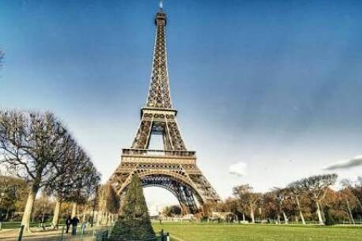 Place Torre Eiffel