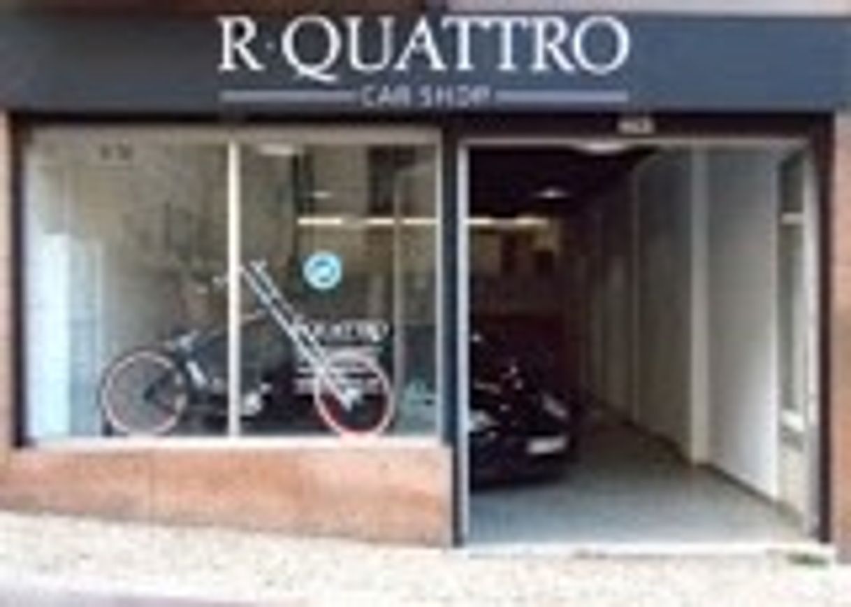 Moda RQUATTRO Car Shop