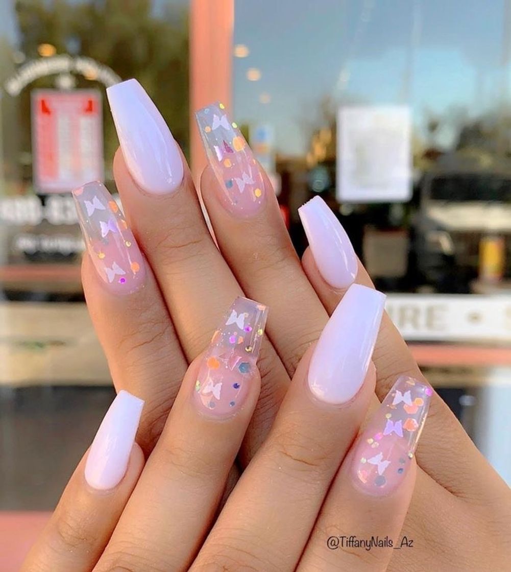 Fashion Unhas delicadas 🦋