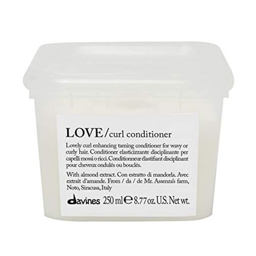 Davines love lovely curl enchancing taming conditioner