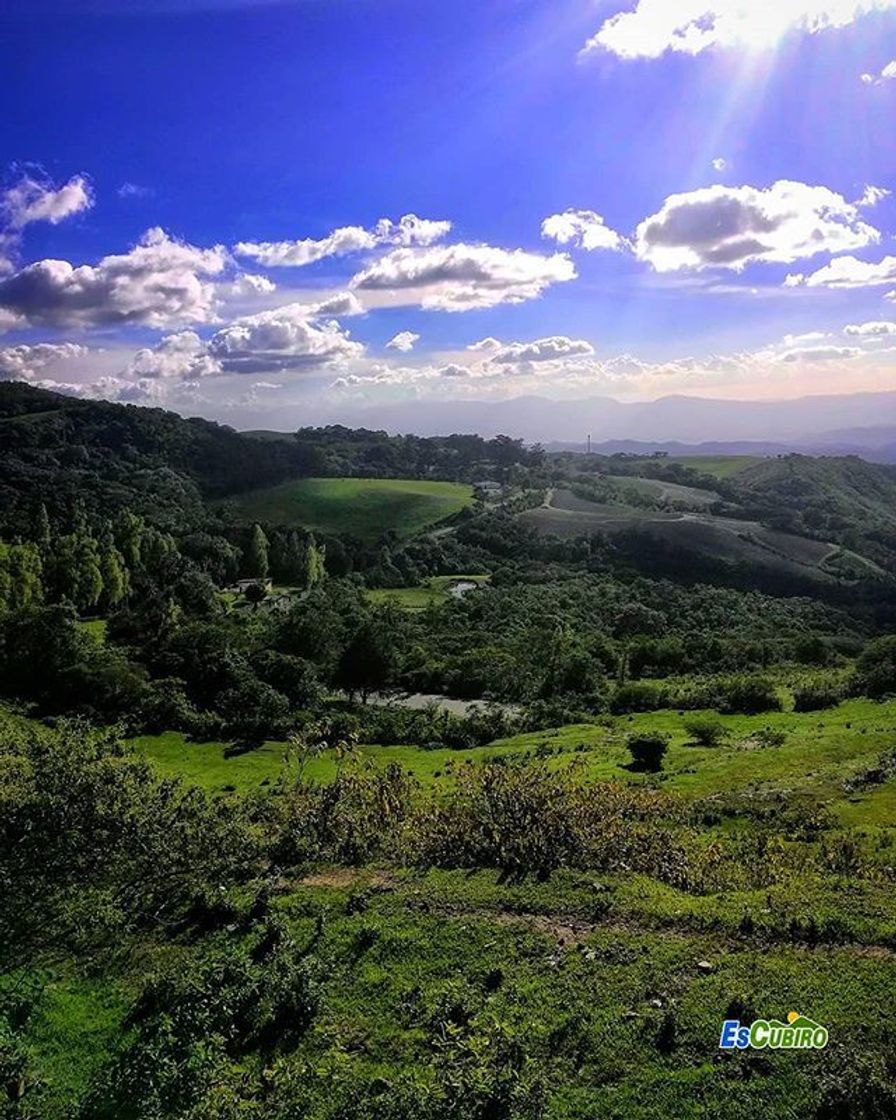 Lugares Lomas De Cubiro