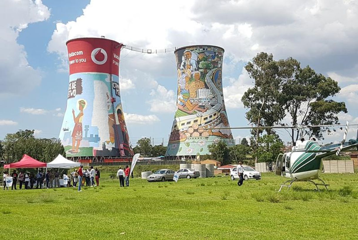 Lugar SOWETO TOWERS