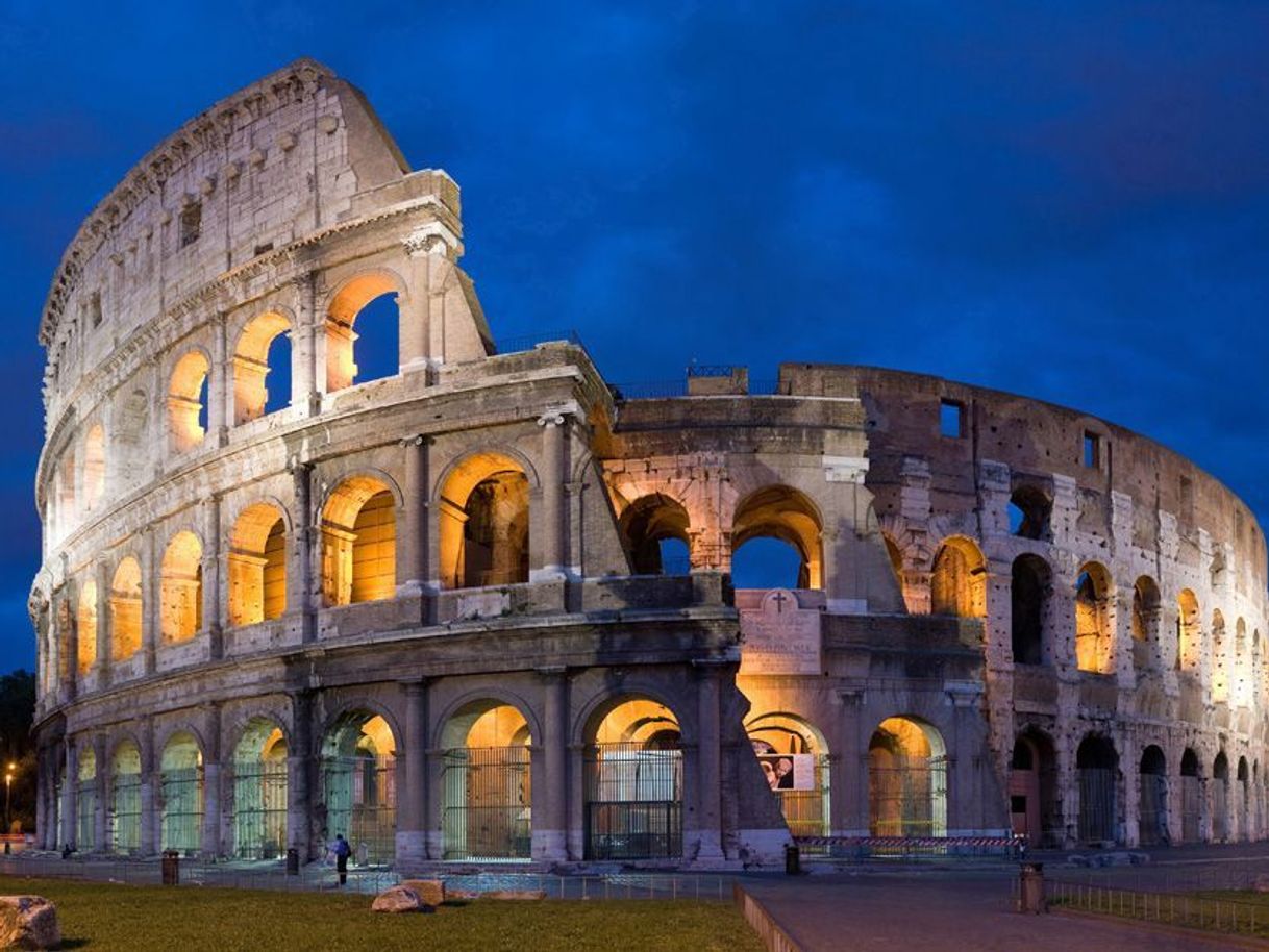 Lugar Coliseo Romano