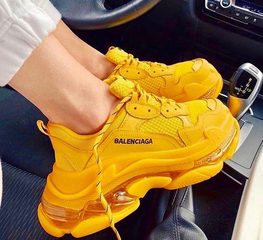 Social Yellow Sun