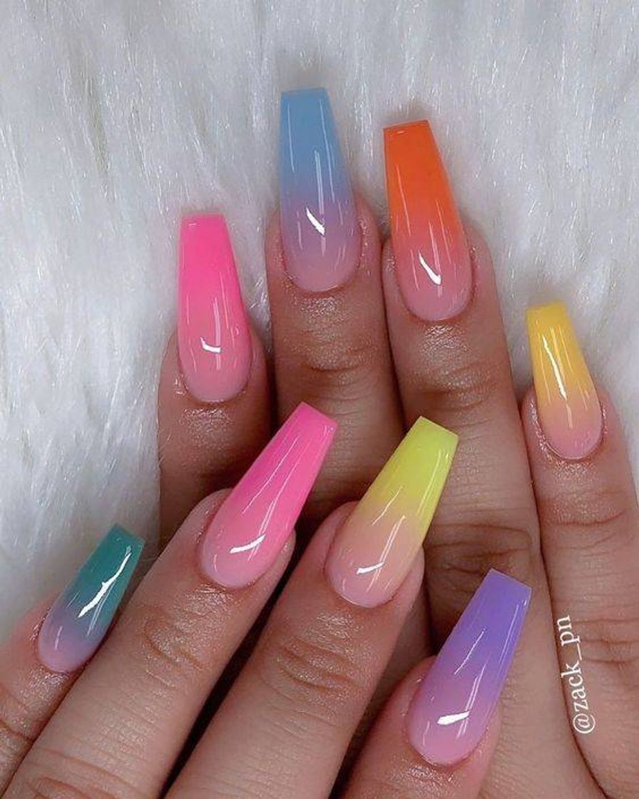 Moda Unhas pastéis 