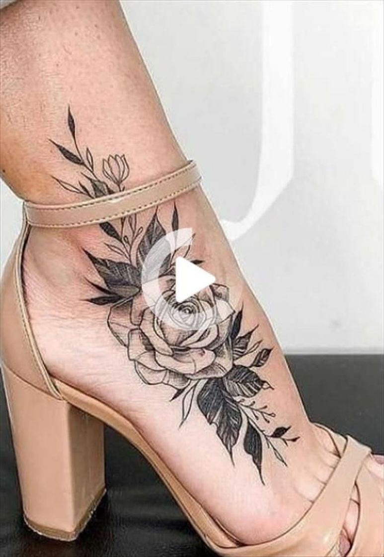 Fashion Tatuagem no pé