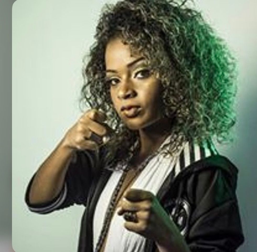 Social MC DRICKA- Pretinha do Peitin 