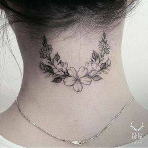 Tatuagem de flores 