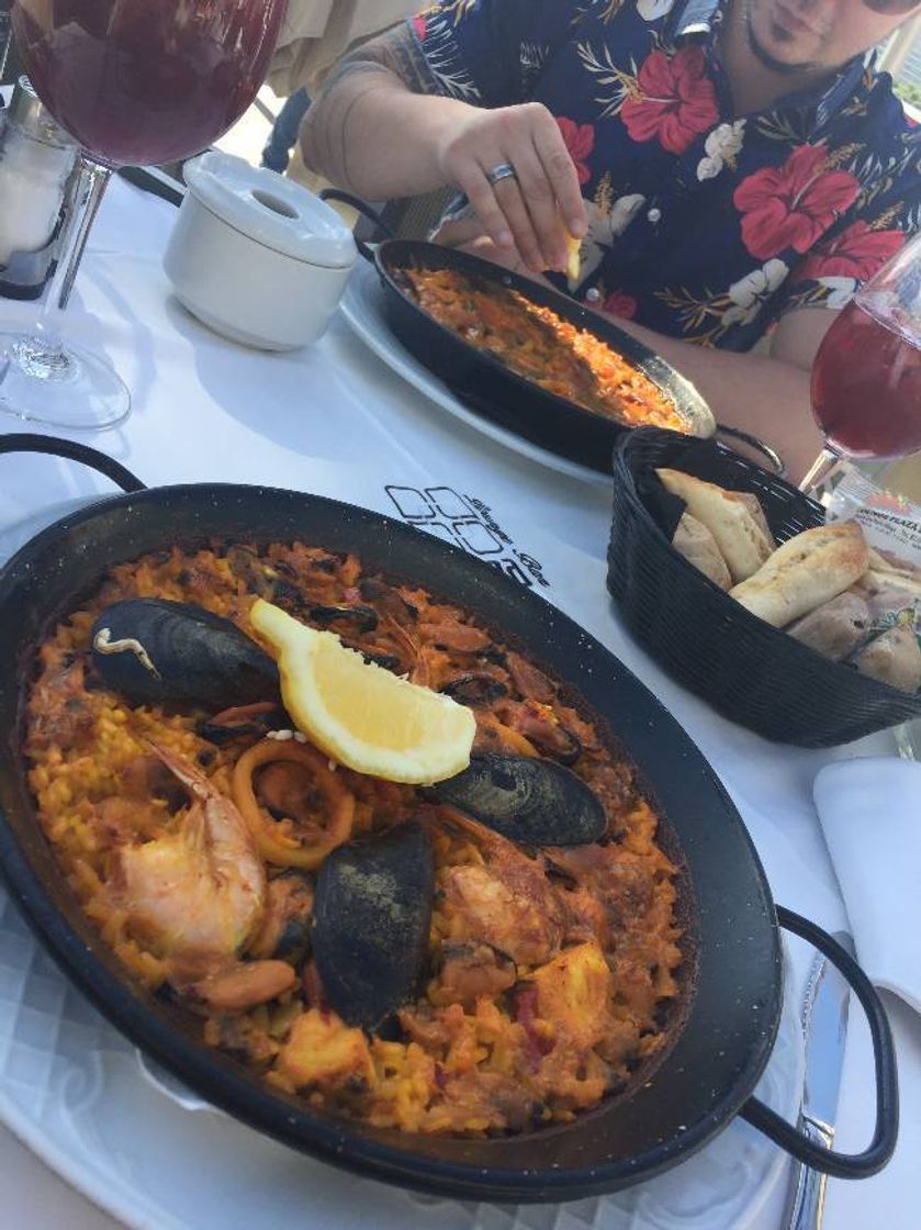 Restaurants Paseo del Muelle Uno