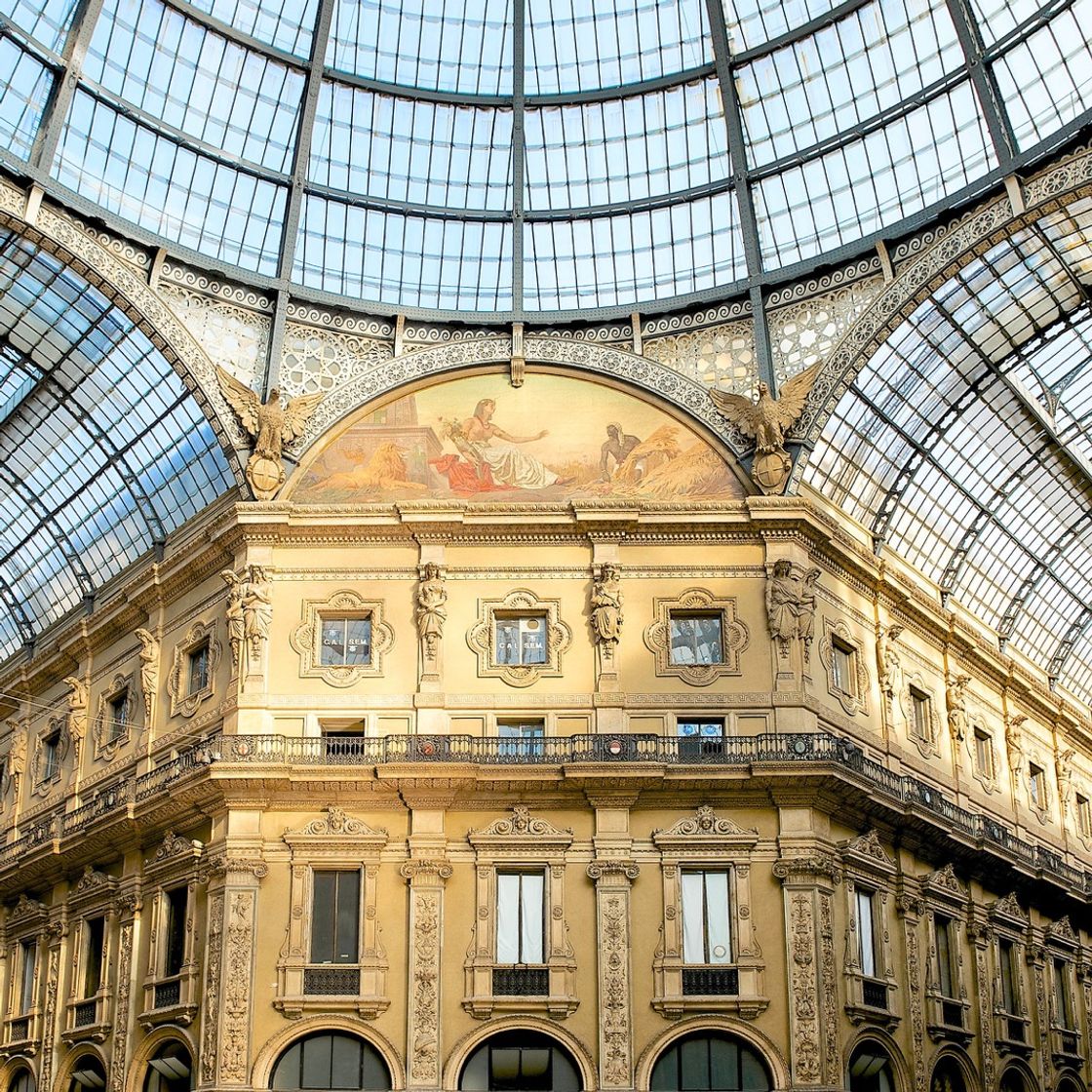 Lugar Milano Centrale Railway Station