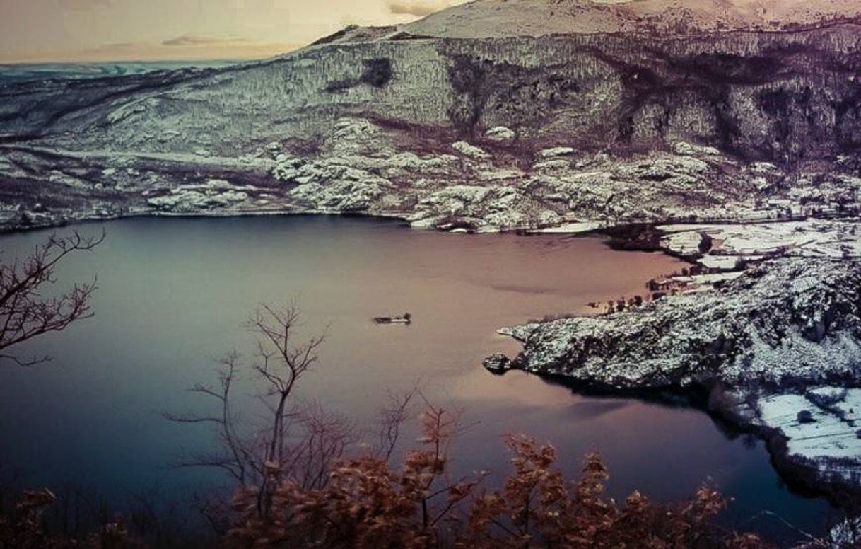 Lugar Lago de Sanabria