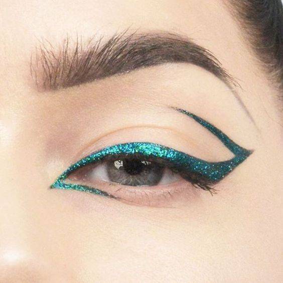 Moda Glitter blue. 