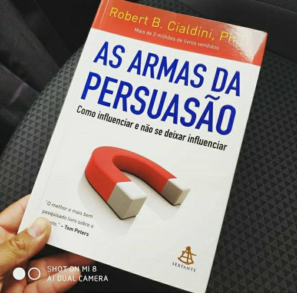 Moda Aquele livro que se deve ler e reler, e reler de novo...