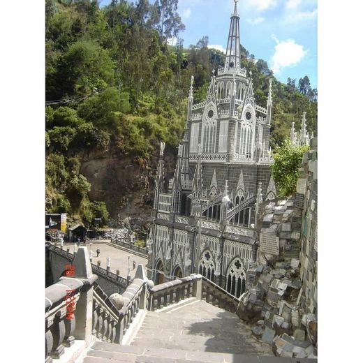 Santuario De Las Lajas