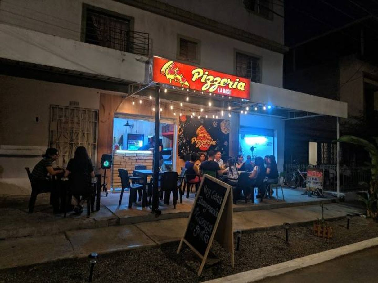 Restaurants Pizzería La Base