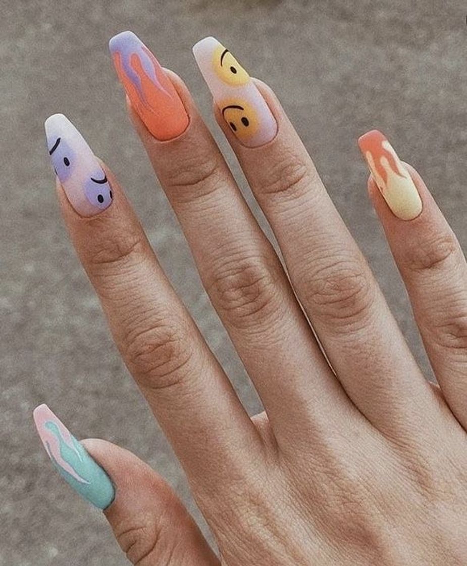 Fashion nails 