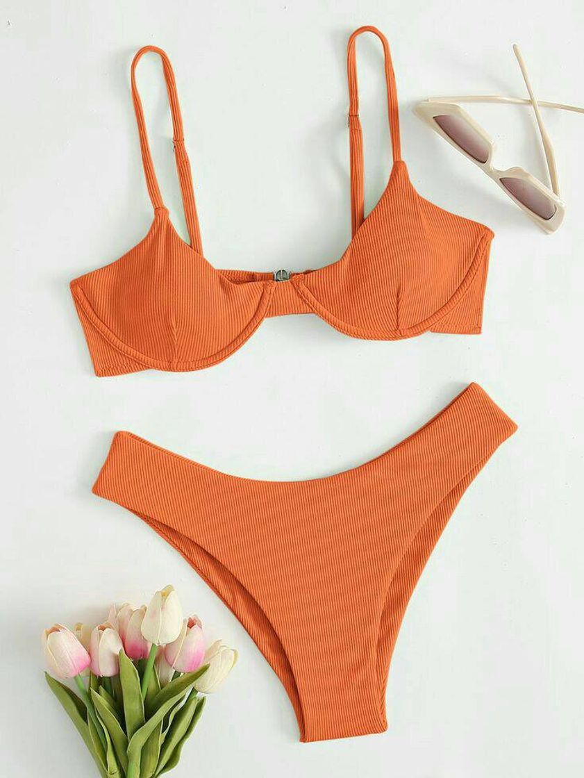 Moda 👙