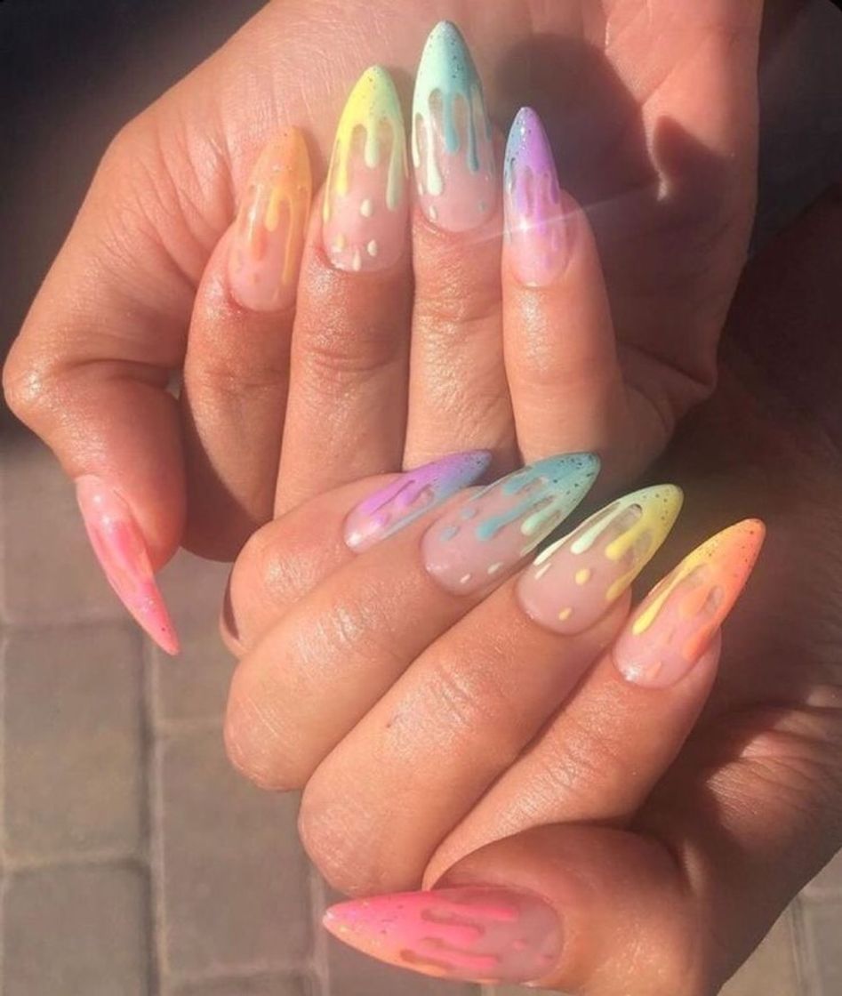 Moda Diseño de uñas 💅🏻