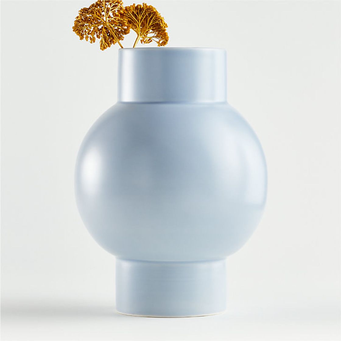 Producto Olmstead Light Blue Moon Vase