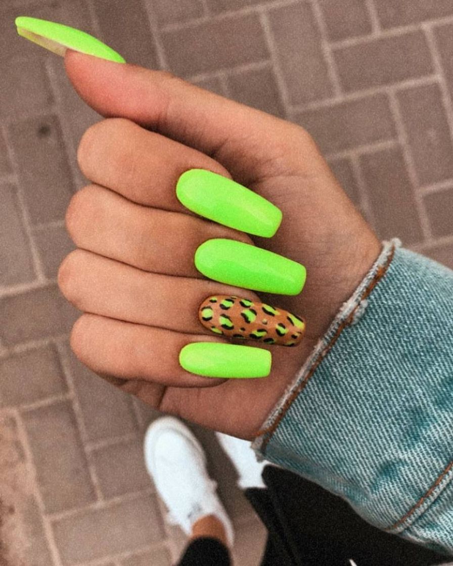 Moda Unhas Neon