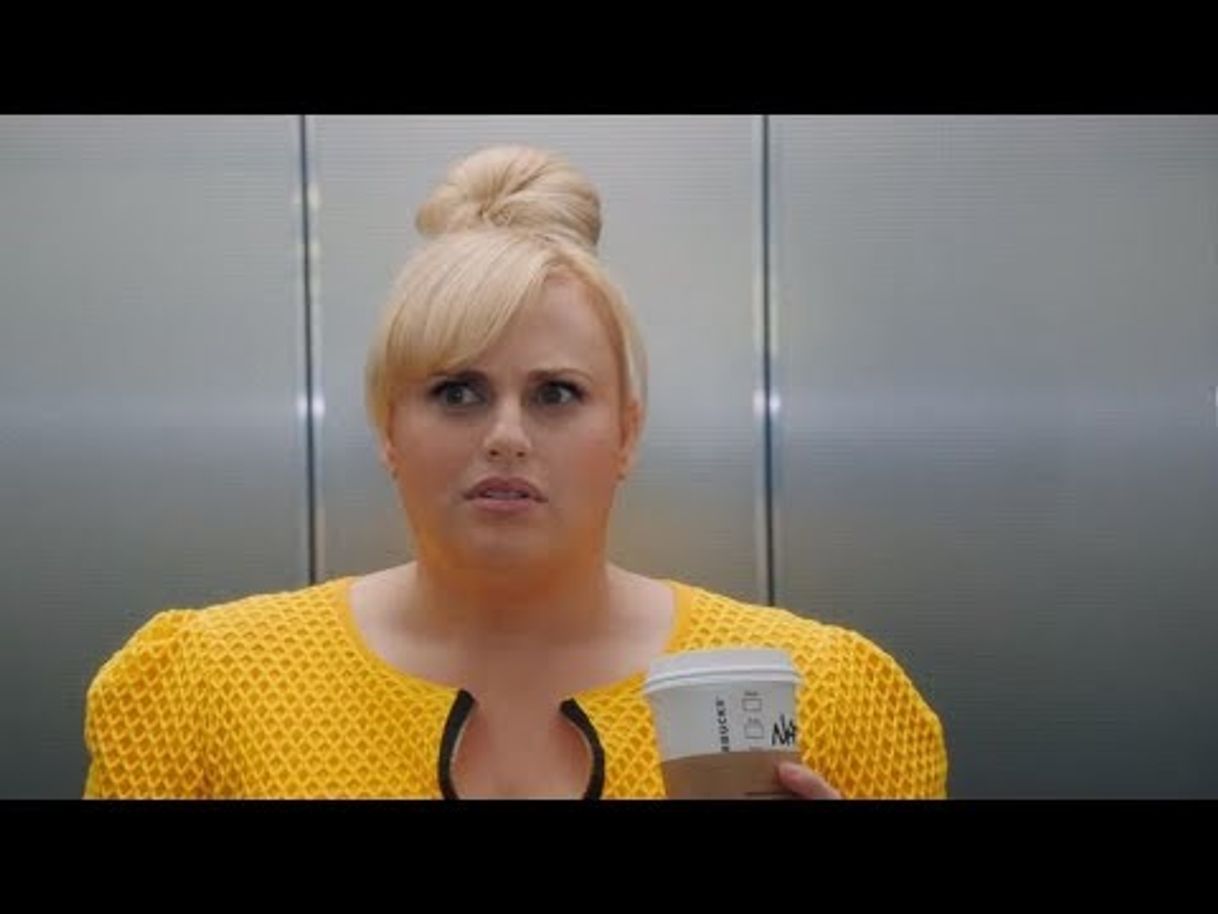 Social ¿NO ES ROMÁNTICO? (Trailer español) - YouTube