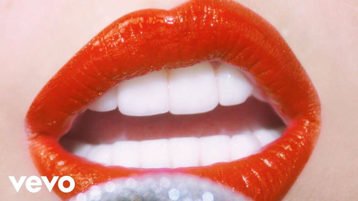 Social Miley Cyrus - Midnight Sky (Official Video) - YouTube