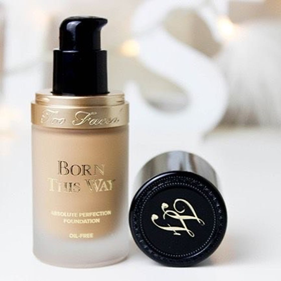 Social Too Faced- Base de maquillaje born this way