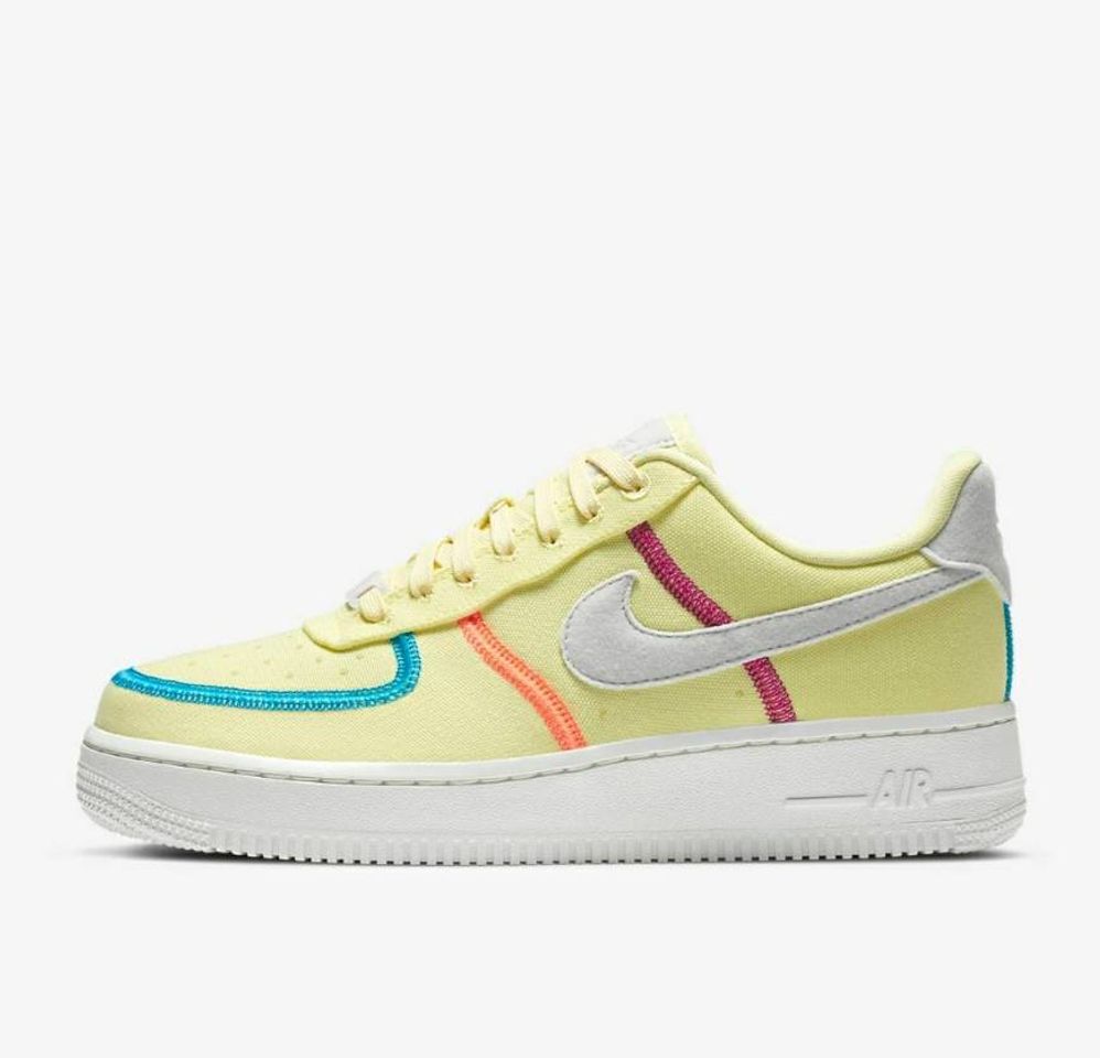 Social Nike Air Force 1 