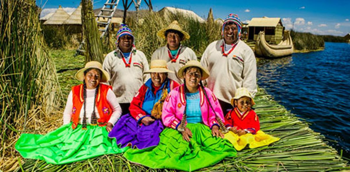 Place Uros Khantati Island