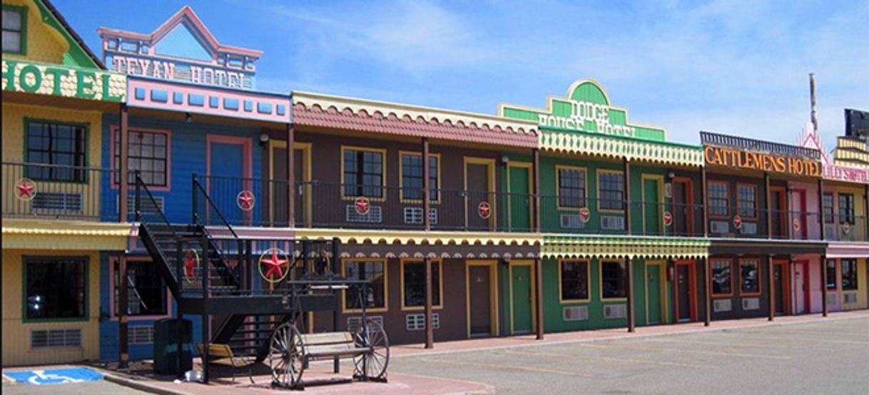 Lugar Big Texan Motel