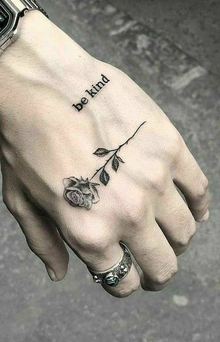 Moda Tattoo⚕