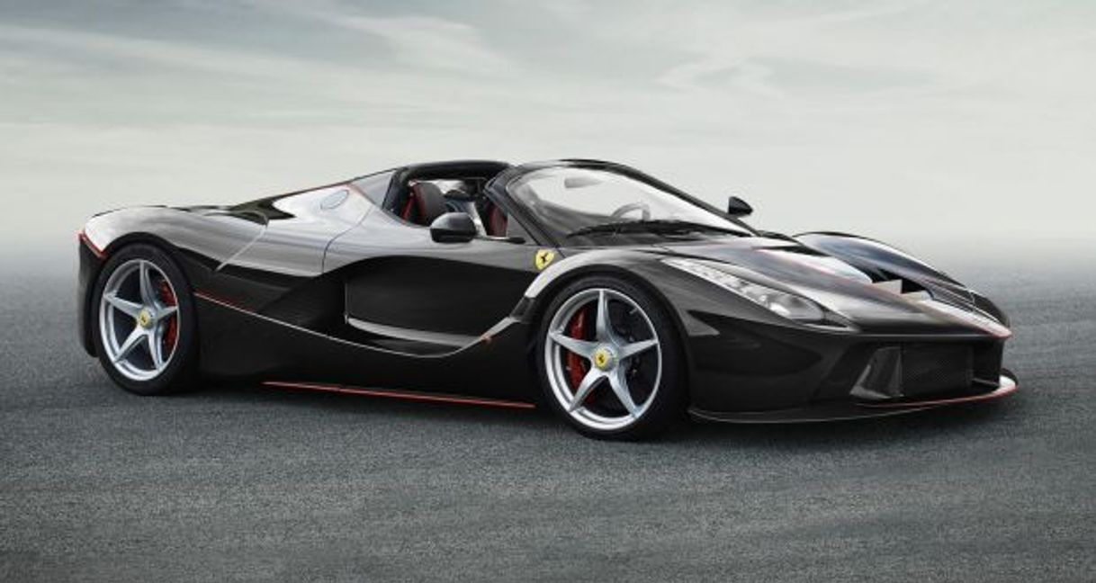 Moda 5. Ferrari LaFerrari Aperta

