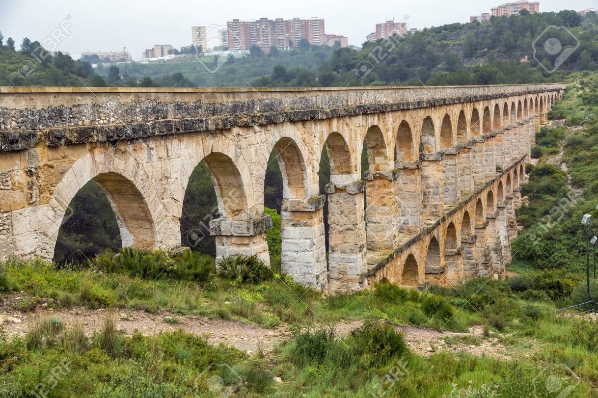 Place Pont del Diable